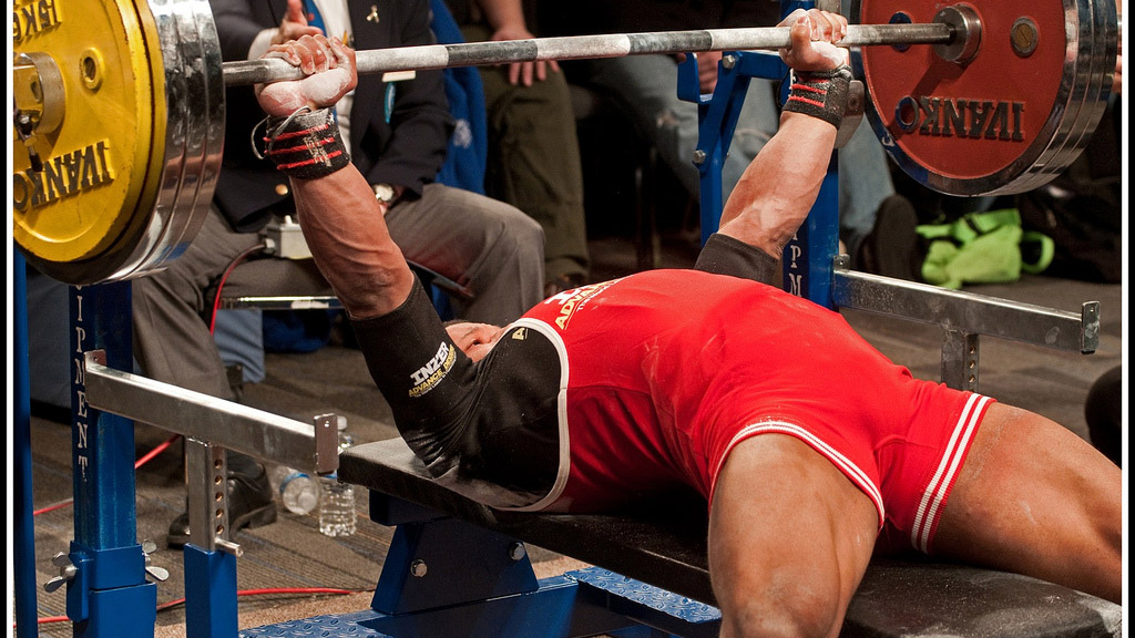 Everything You Need To Know To Master The Bench Press Safely