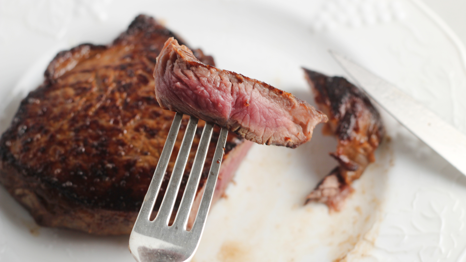 Three Ways To ‘Lie Age’ Your Steak