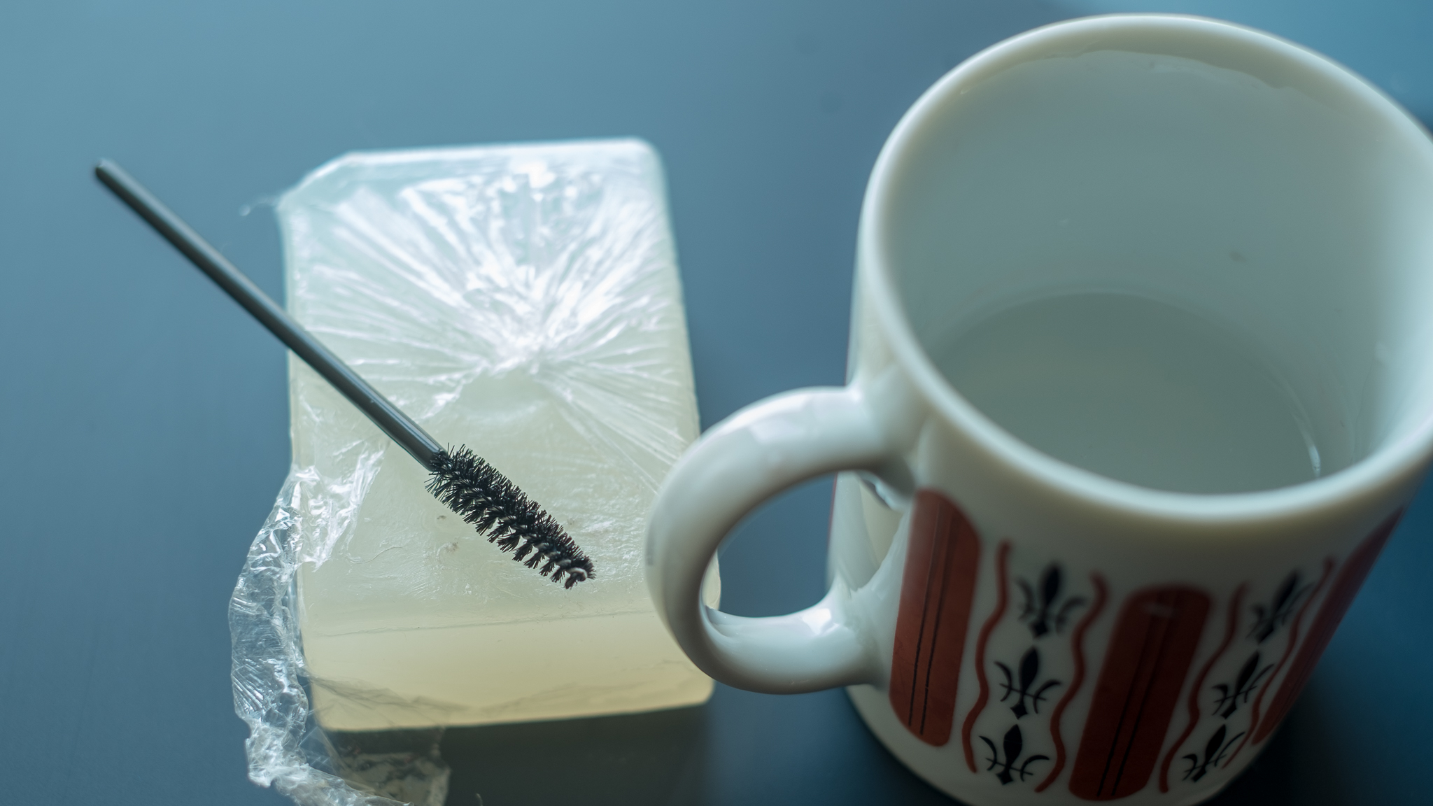 Use Soap To Shape And Tame Your Brows 