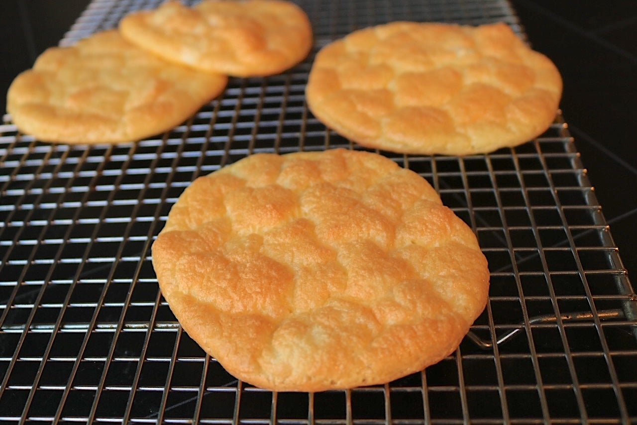 Savoury cloud bread (Photo: Allie Chanthorn Reinmann)