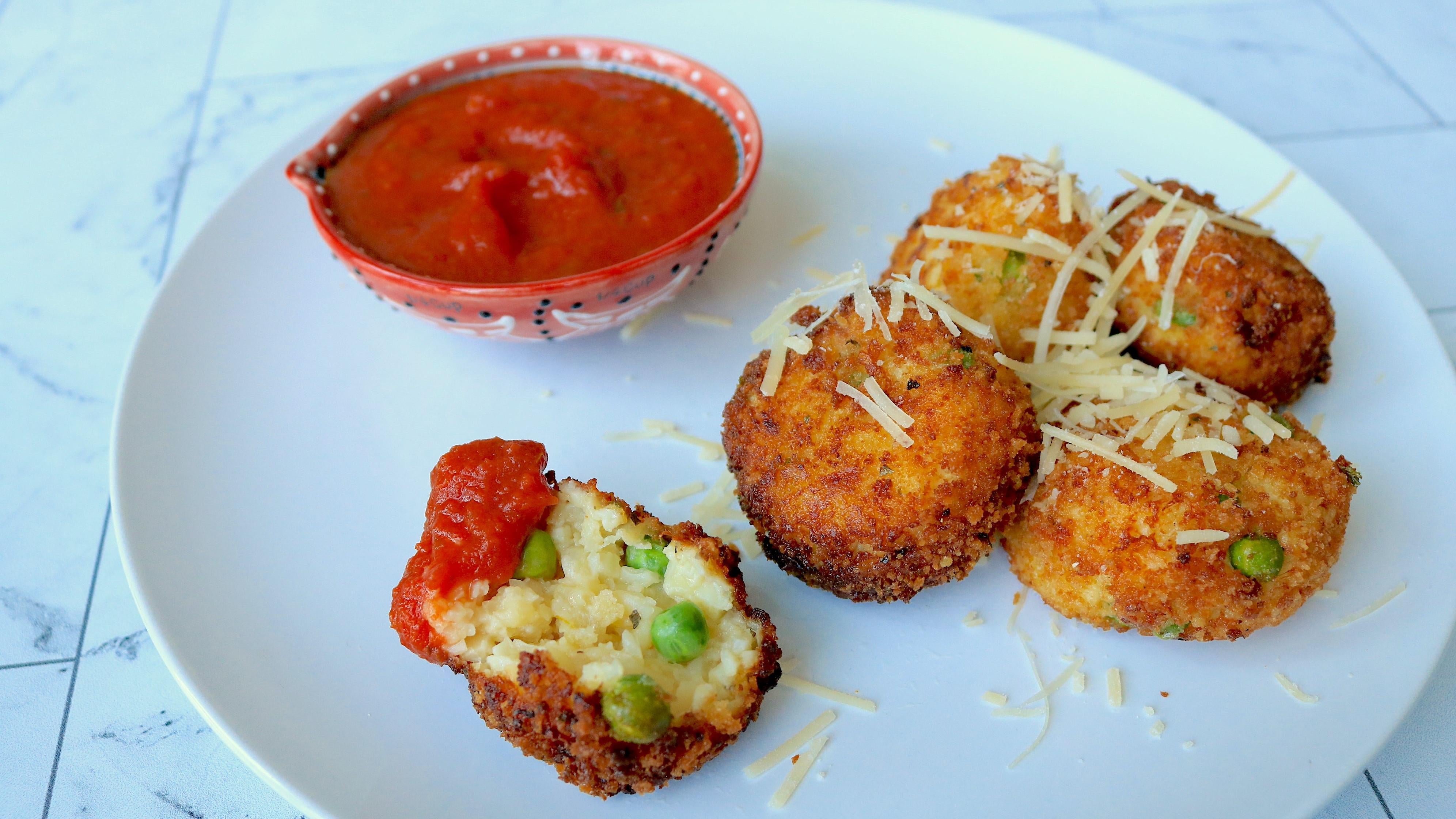 Finished cauliflower arancini. (Photo: Allie Chanthorn Reinmann)