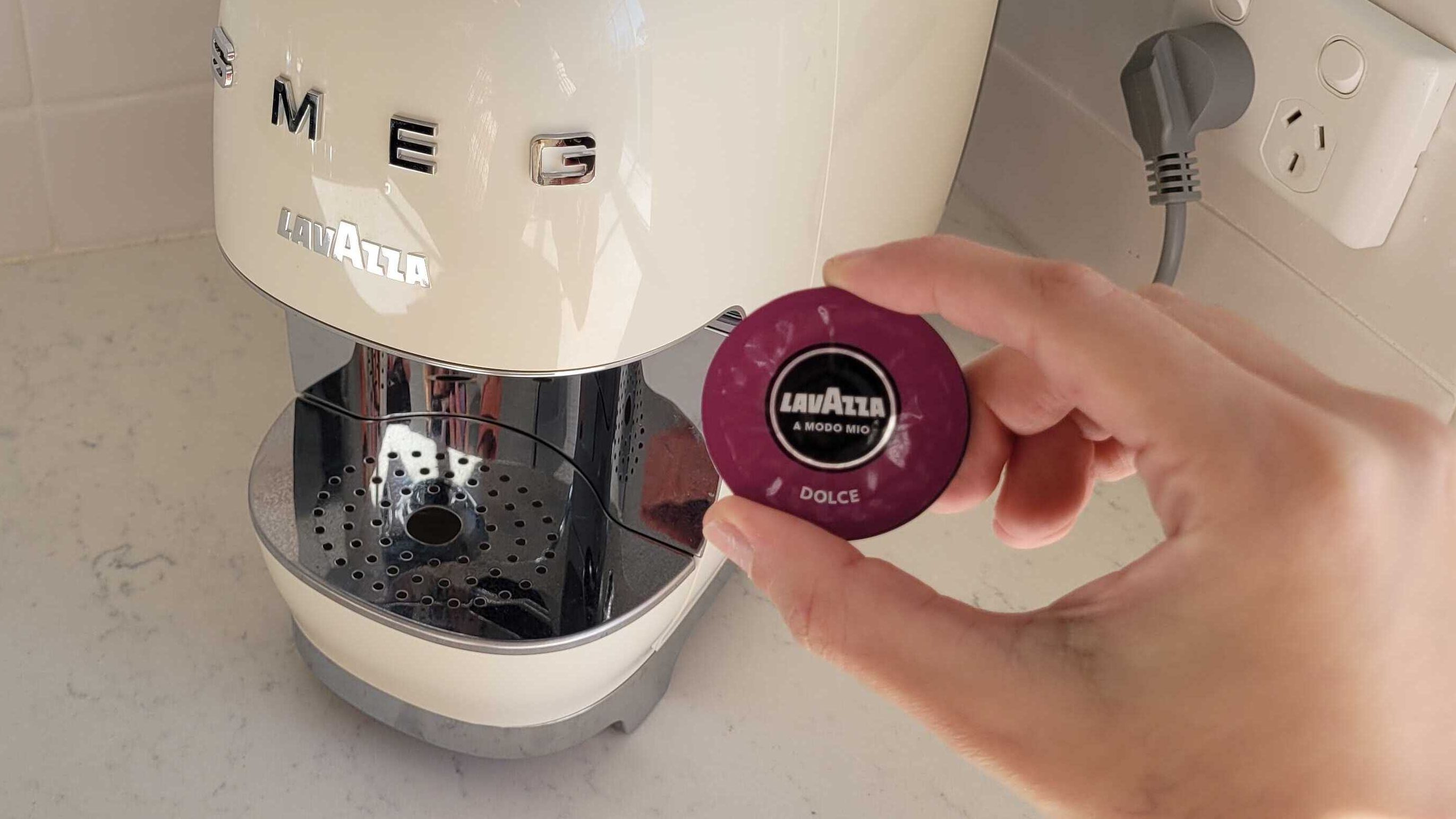 Lavazza A Mio Modo Smeg Coffee Machine Review